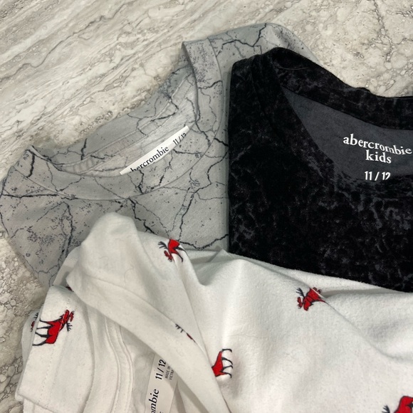 Abercrombie T-Shirts - Picture 2 of 5